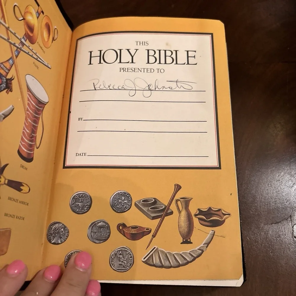 Holy Bible NRSV New Revised Standard Version Cokesbury Black Letter Concordance